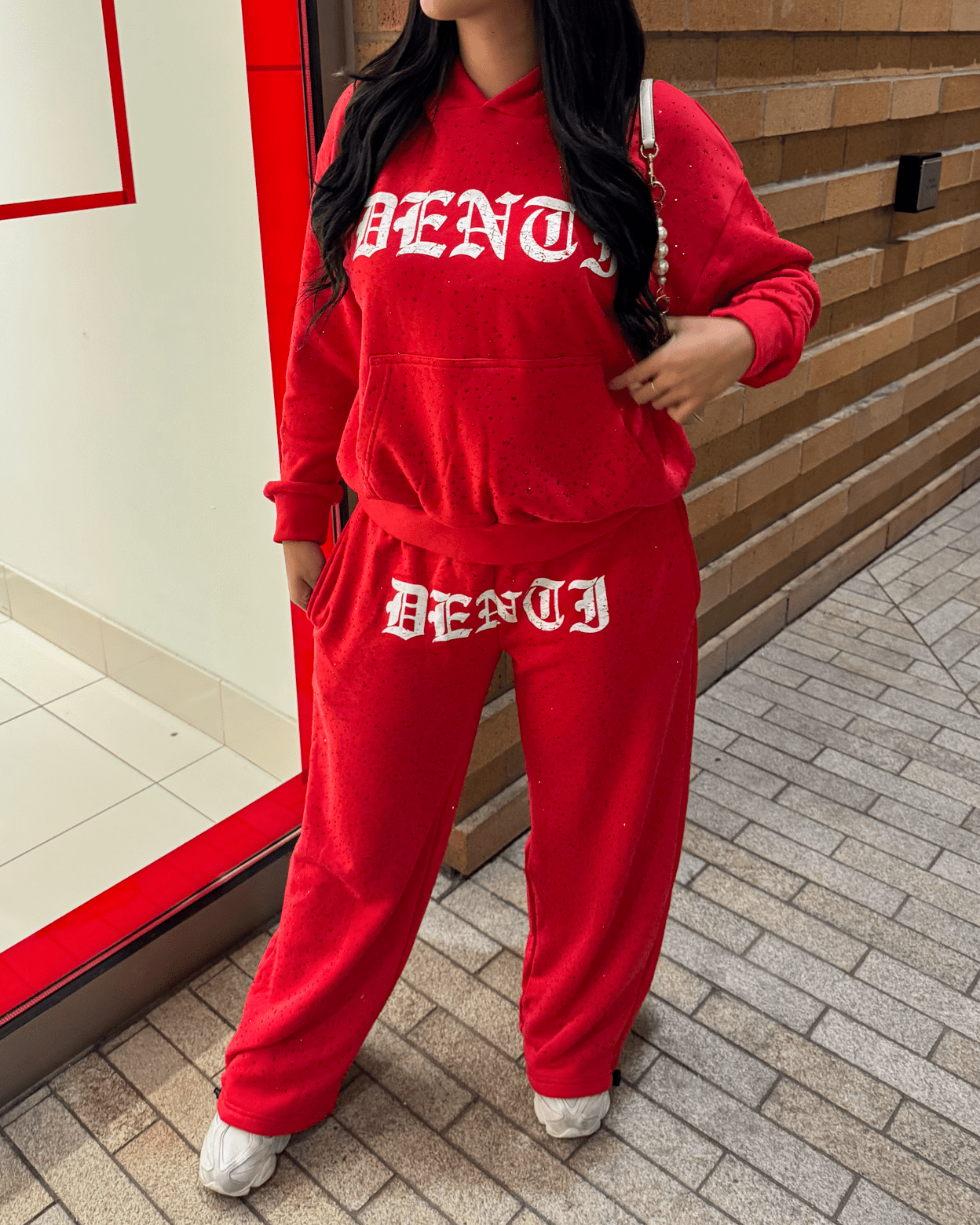 RED RHINESTONE SWEATPANTS - Project Denti